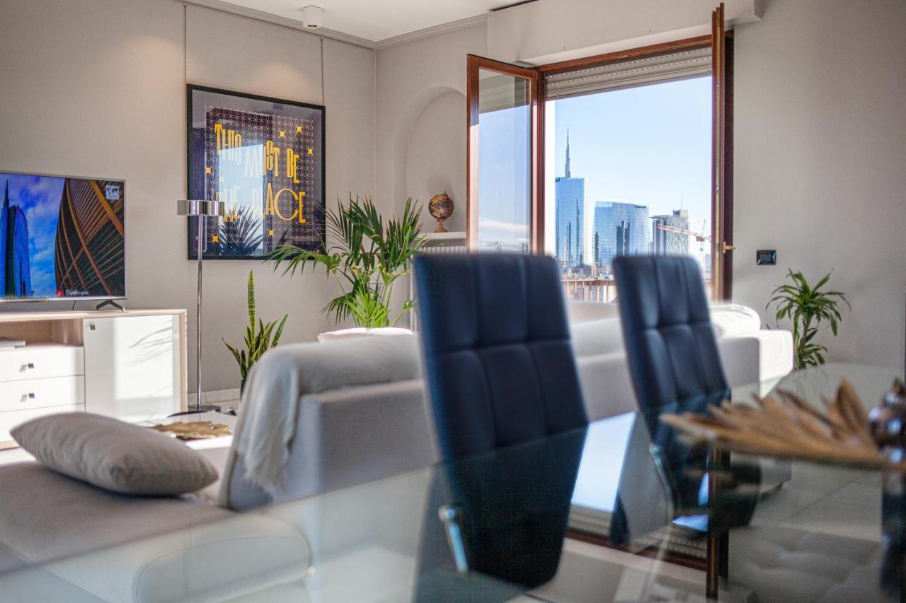 Stelvio Rooftop - Penthouse Skyline With Terrace And Jacuzzi Milan Bagian luar foto